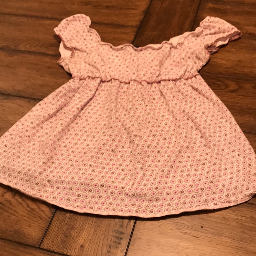 BabyStyle off shoulder maternity top S
